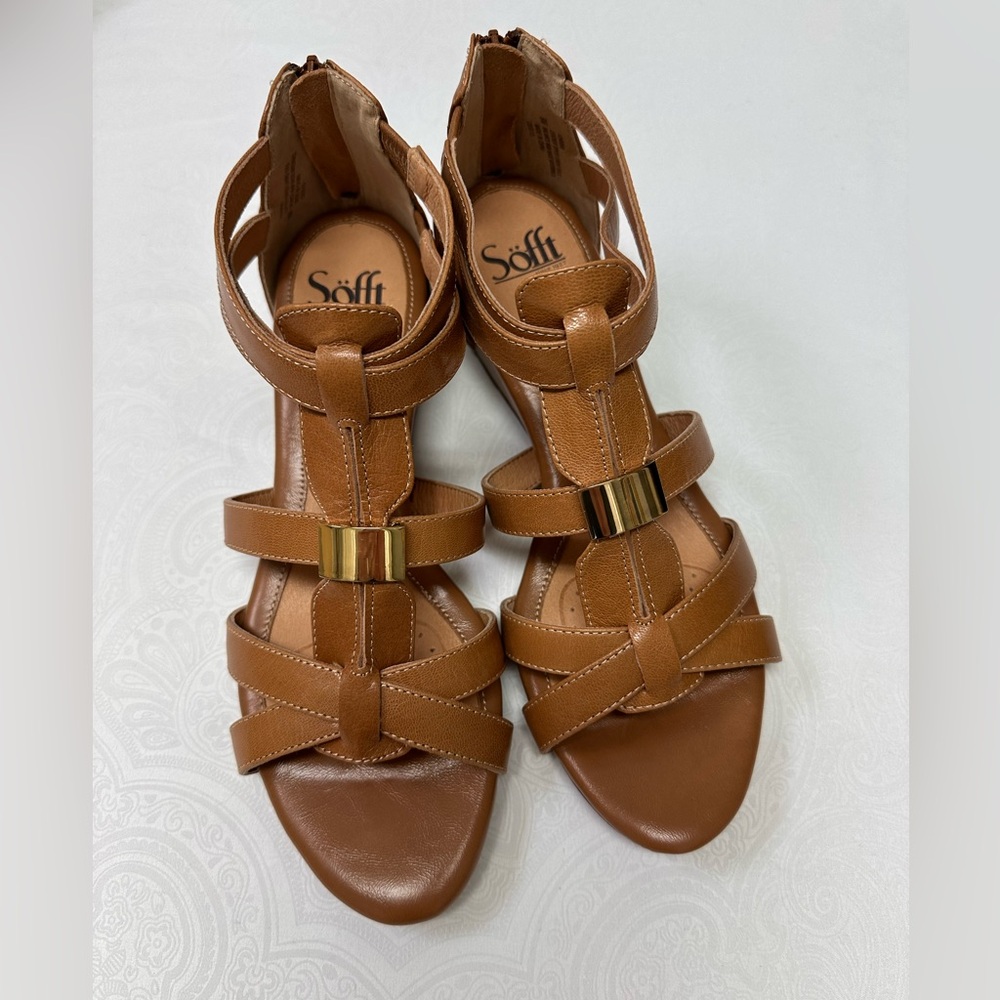 Sofft Women's Brown Leather Sandals
NWOT